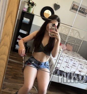 Zoé (20 éves) - Telefon: +36 70 / 596-2548 - Budapest, XIV