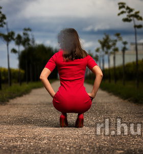 Zsanett (34 éves, Nő) - Telefon: +36 70 / 532-5656 - Budapest, szexpartner