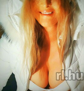 Budapest, Zs�fi 06205558418