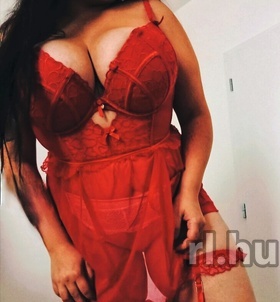 Zsófi (22 éves) - Telefon: +36 30 / 398-7707 - Győr