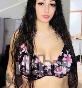 Zsófi Cegléd szexpartner lányok