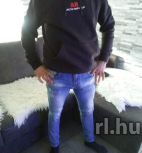 Mosonmagyar�v�r, Zuzu30 06705837055